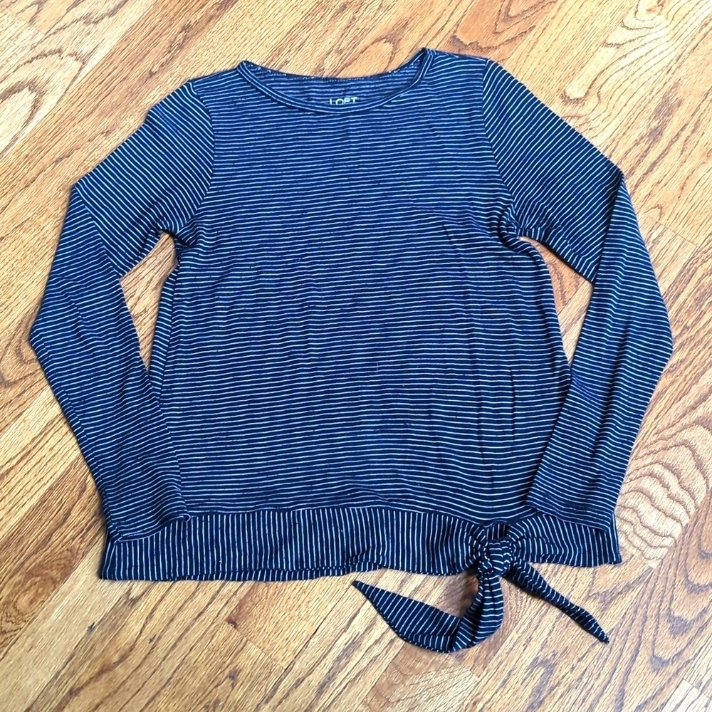 LOFT Long Sleeve Shirt with a Tie on the Waist Navy Stripe Size XS